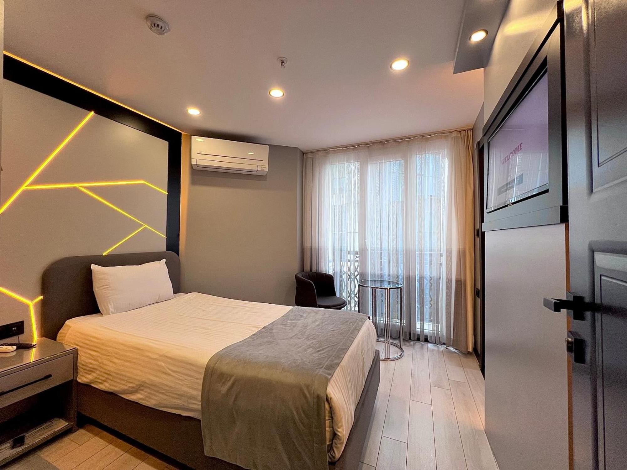 White Corner Hotel Istanbul Exterior photo